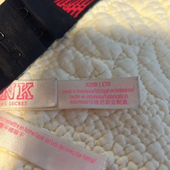 PINK Victoria’s Secret bra - Picture 5 of 5